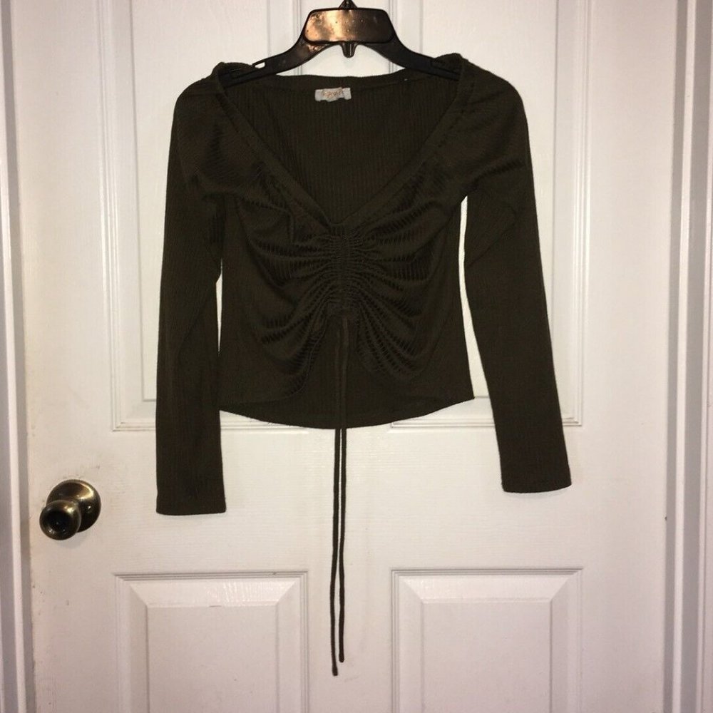 Top by Apeach size Small